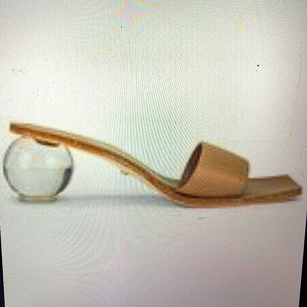 RAYE Chorus Sandel with Clear Bottoms